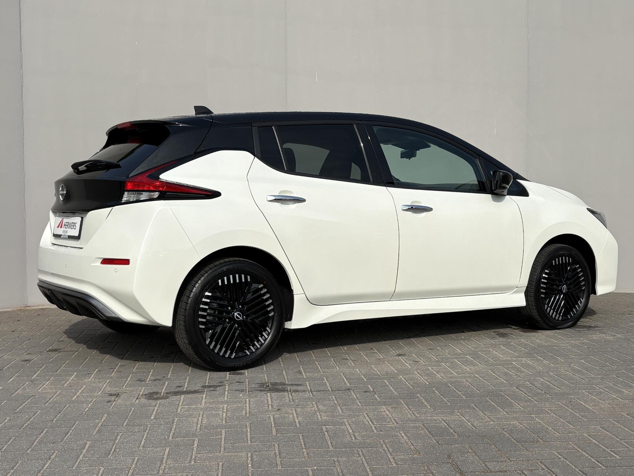 Nissan LEAF e+ Tekna 59 kWh / SOH 100% / Navigatie / Apple C, Auto's, https://media-marktplaats.export.dv.nl/23423334445/document-1.pdf