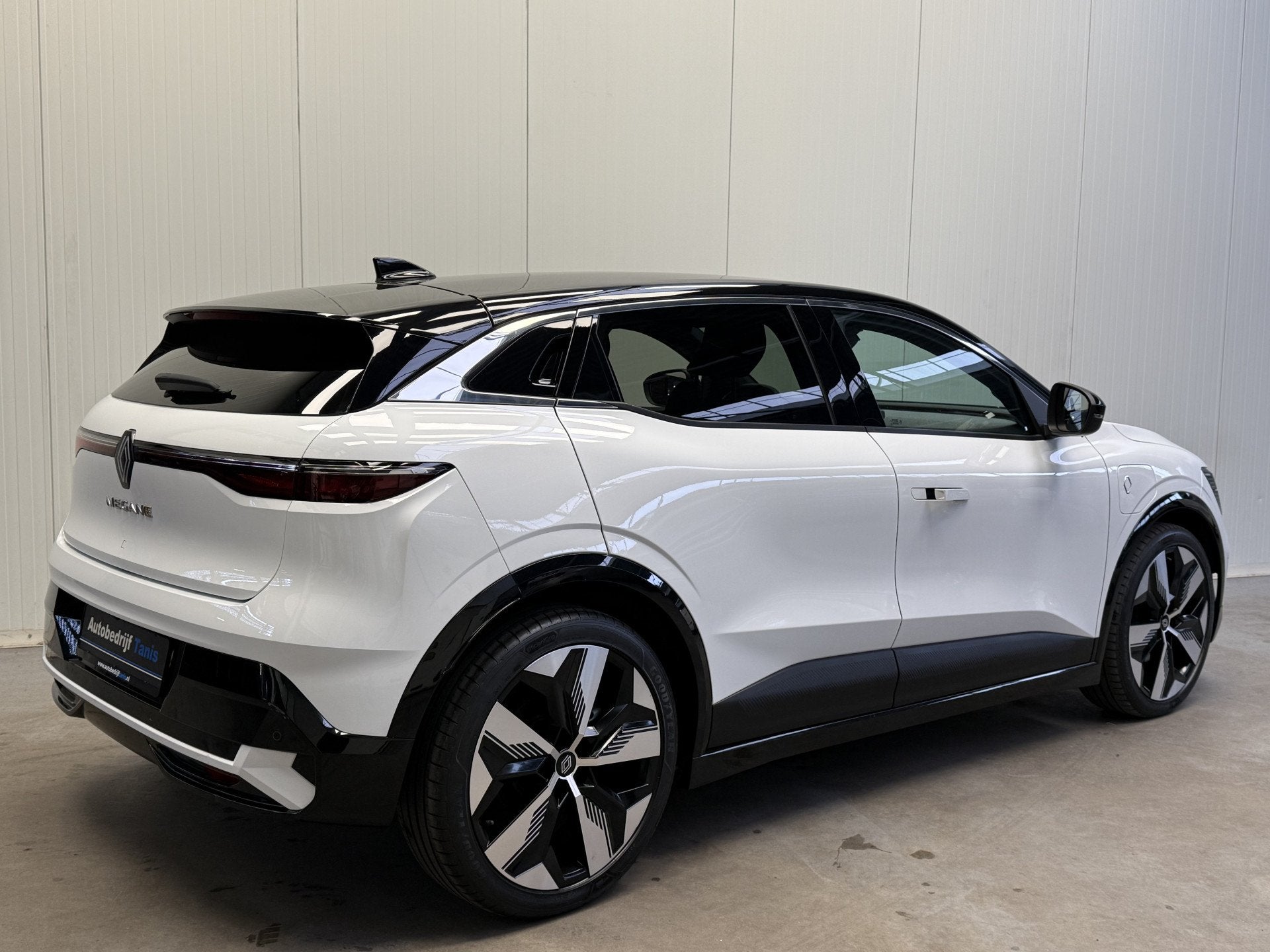 Renault Mégane E-Tech EV40 Techno NAVI-CAMERA-PDC-AIRCO/ECC, 12 maanden, Stof, Gebruikt, Wit