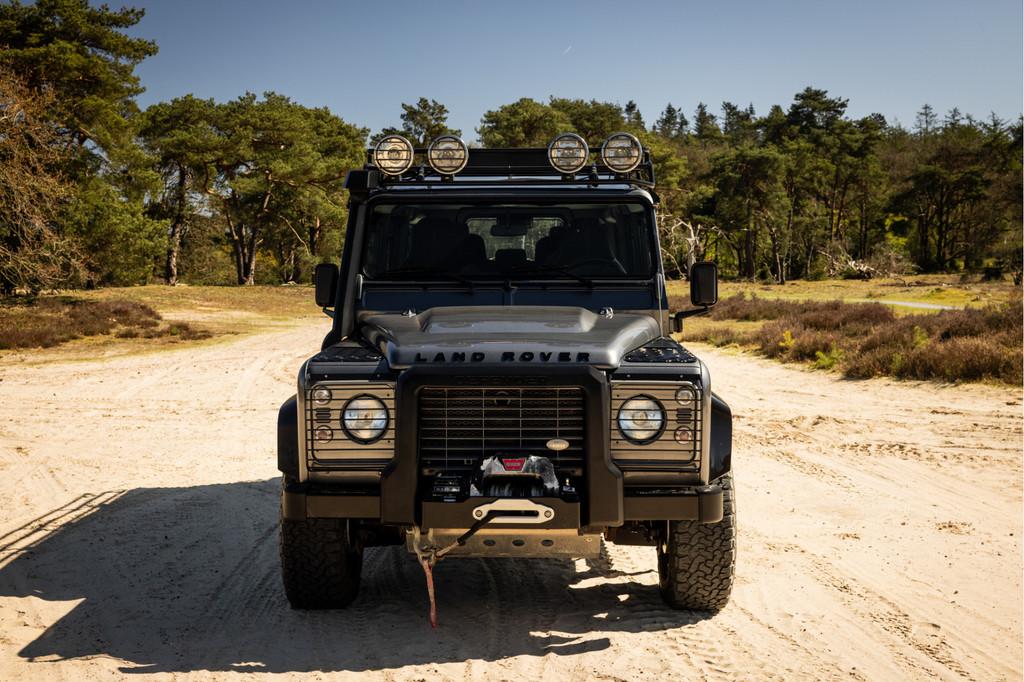 Land Rover Defender 2.2 Tcdi Station Wagon (bj 2014), Auto's, Euro 5, 2005 kg, Gebruikt, 122 pk
