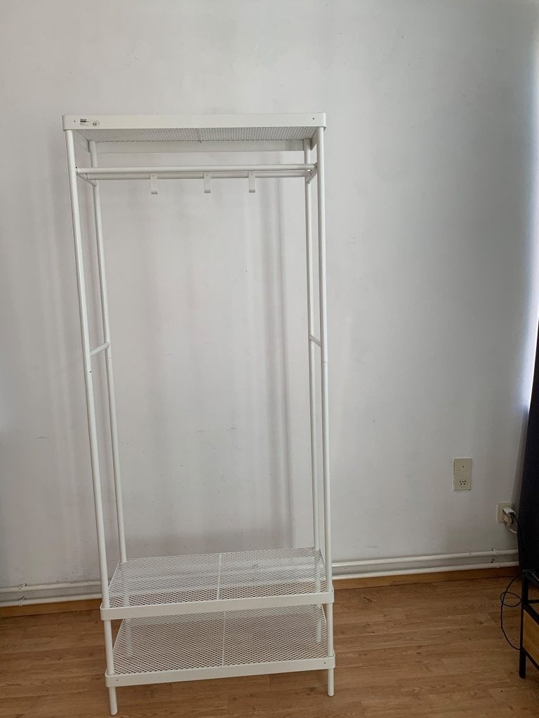 Ikea MACKAPÄR Kapstok met schoenenopberger, wit/76x30x192 cm, Wandkapstok, Ophalen of Verzenden, Zo goed als nieuw, Metaal