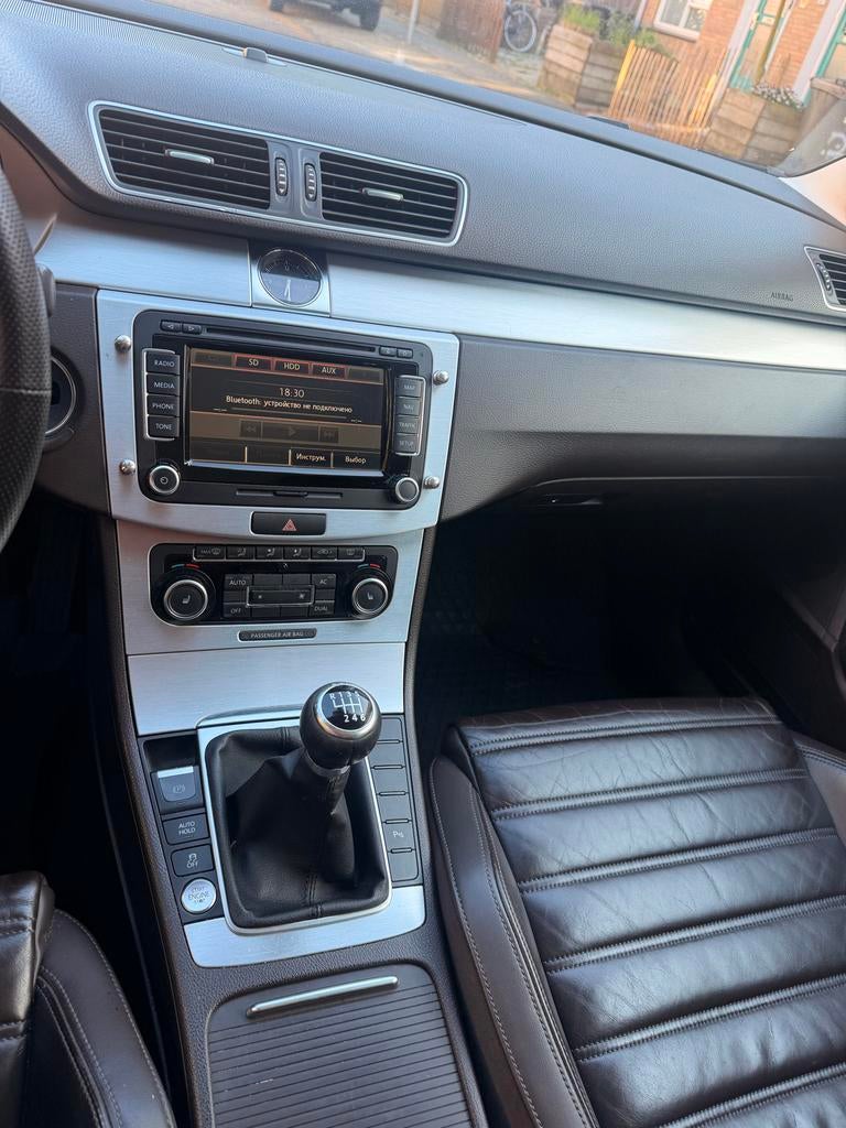 Volkswagen Passat Highline 1.8 benzine 2011, Ophalen, Gebruikt, Volkswagen