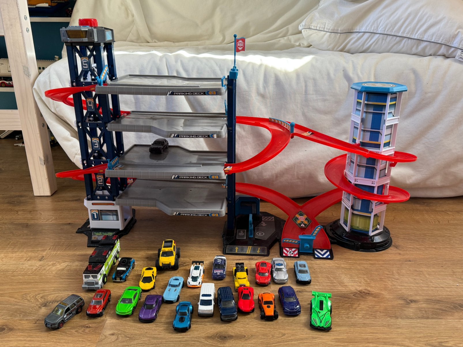 Dickie Toys Parkeergarage, Ophalen, Gebruikt, Hot Wheels, Met looping