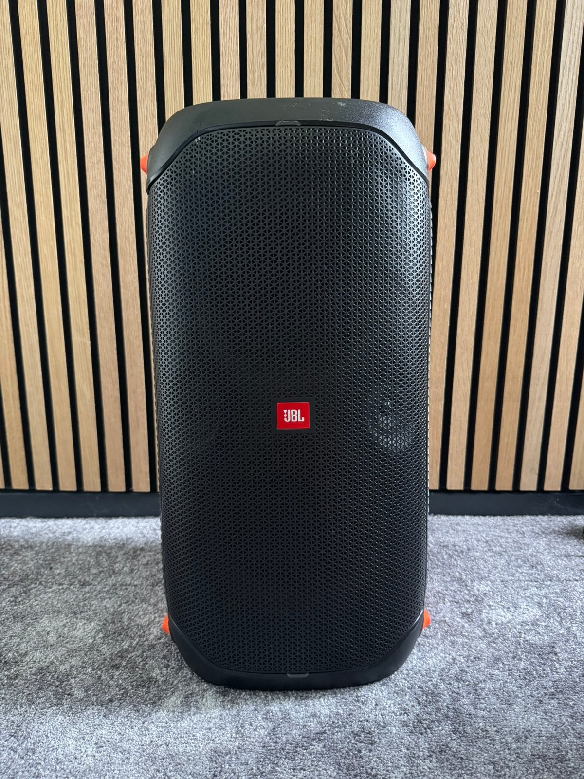 JBL PartyBox 110 TE HUUR – Hoogeveen | €30 p/dag, Audio, Tv en Foto, Luidsprekers, JBL, Party speaker, Zo goed als nieuw, Ophalen