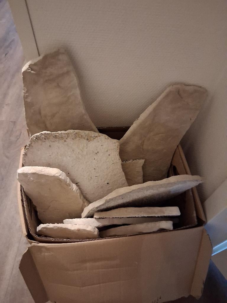 Volle doos natuurstenen voor muur, Doe-het-zelf en Verbouw, Metselstenen, Ophalen, Nieuw, Overige typen