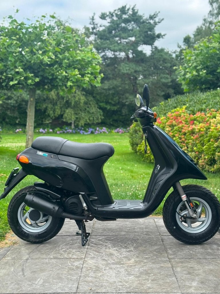 ⭐️Piaggio Typhoon 50cc 2 takt 12385 km glans zwart⭐️, Niet ingevuld, Niet ingevuld, Niet ingevuld