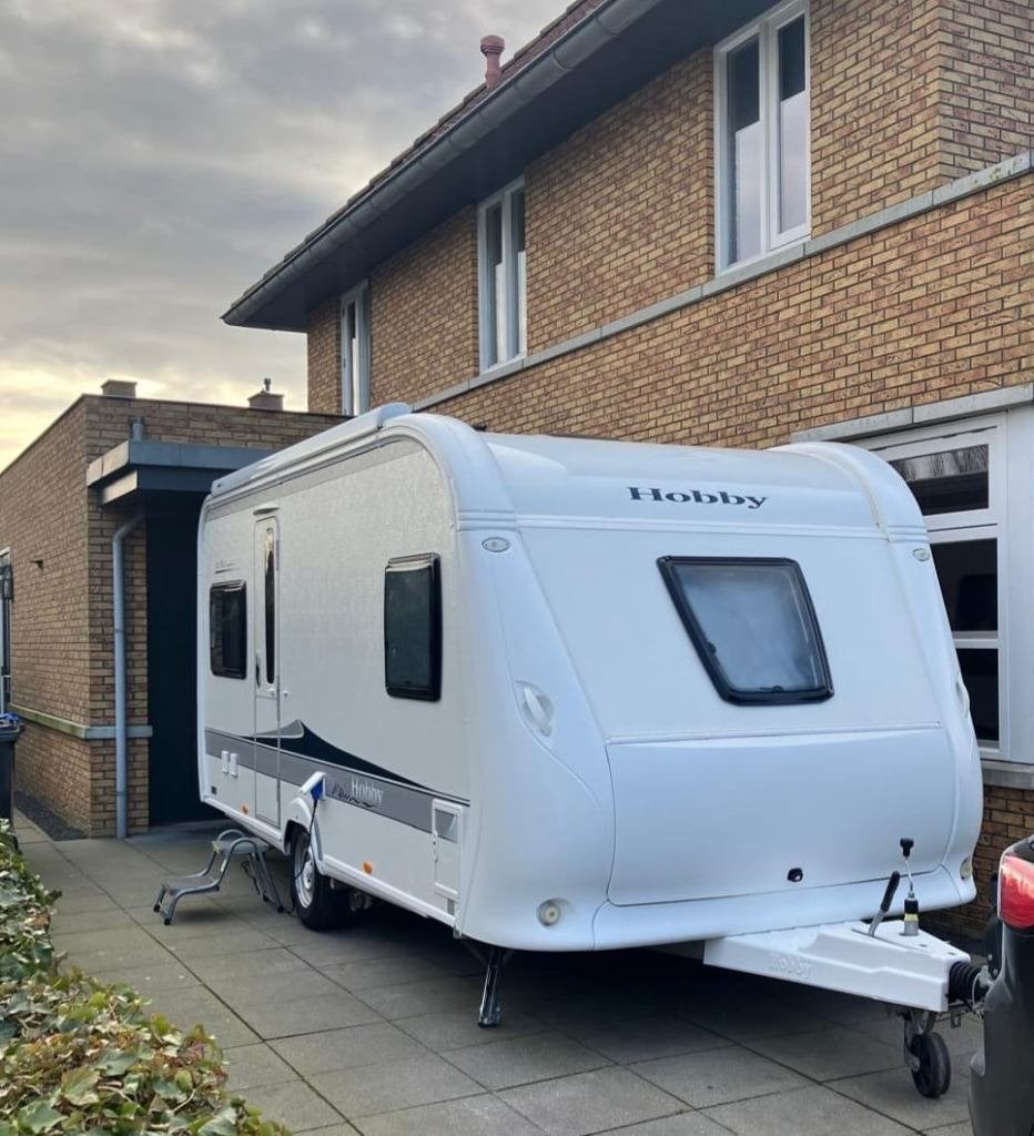 Hobby 495 UFE Excellent 2013 compleet uitgerust, Caravans en Kamperen, Rondzit, Hobby, Frans bed, Particulier