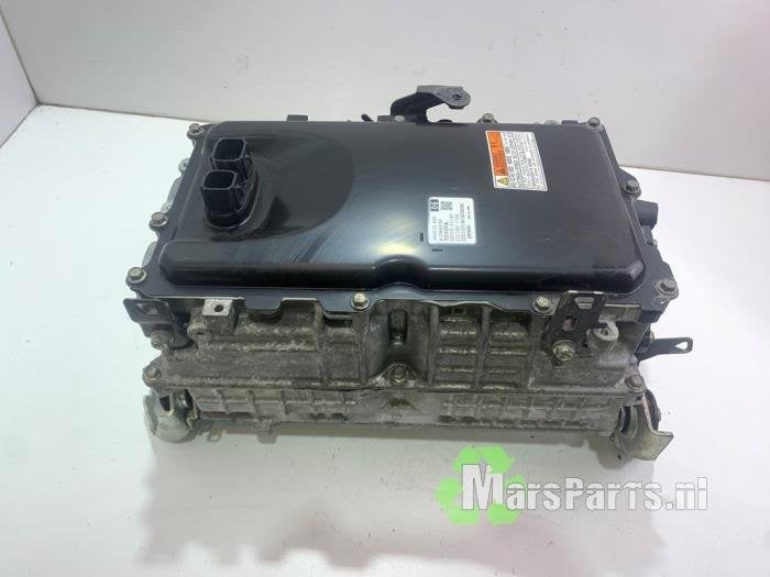 Inverter van een Toyota Rav-4
