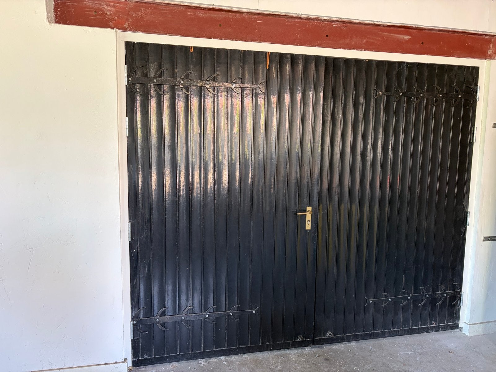 Garagedeur / schuurdeur inclusief kozijn en ijzeren balk, Ophalen, Gebruikt, Garagedeur, Hout