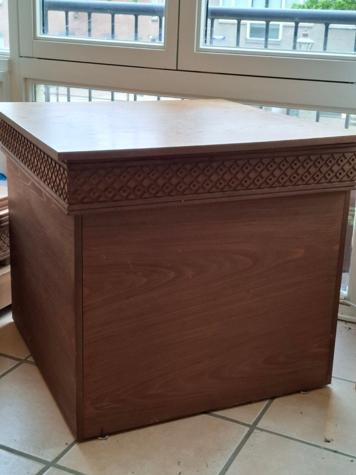 Houten opbergbox met decoratieve rand, Ophalen, Gebruikt, Minder dan 50 cm