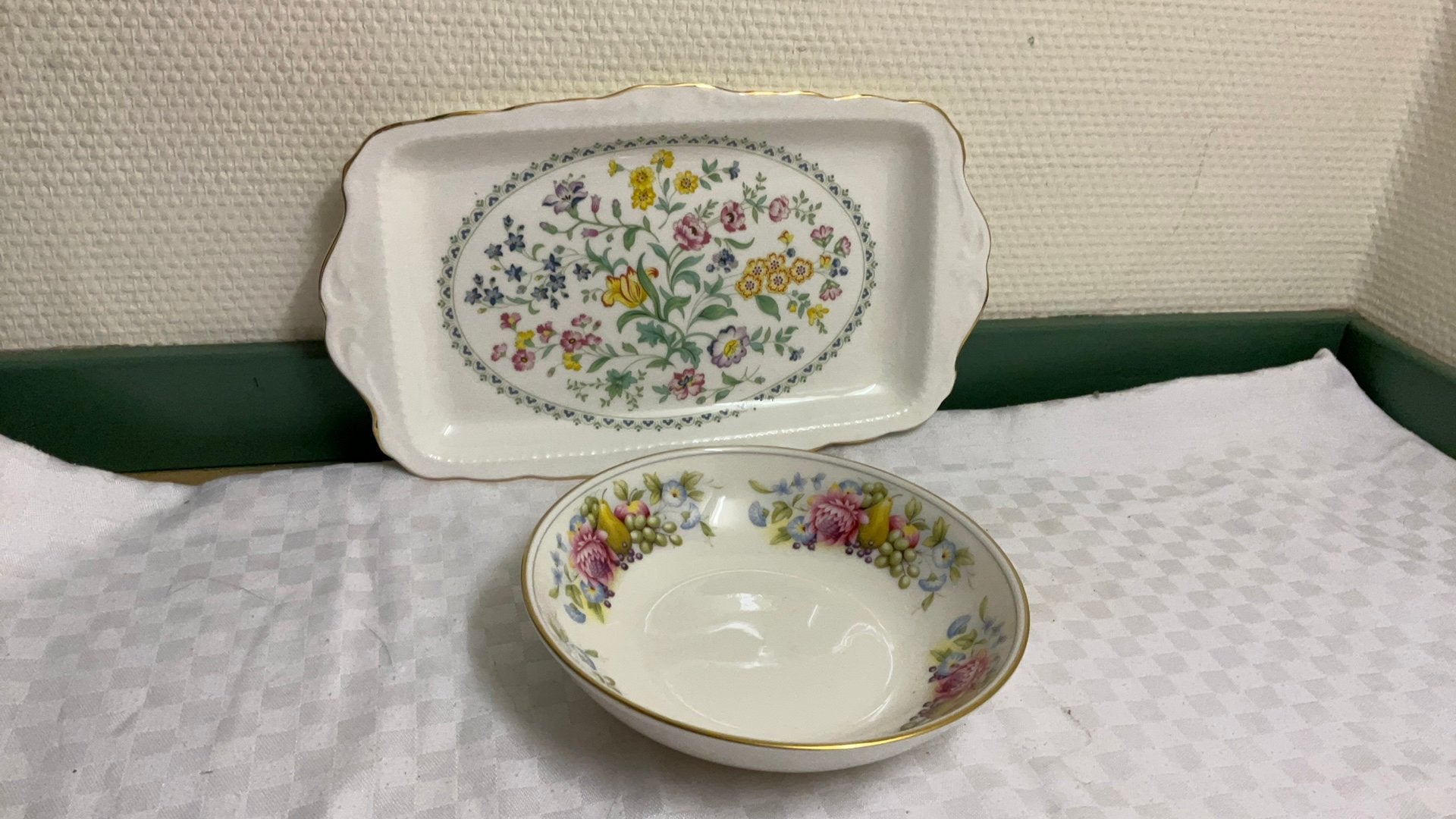 Royal vale , engels porselein, cakeschaal, koekjes schaal, Ophalen of Verzenden