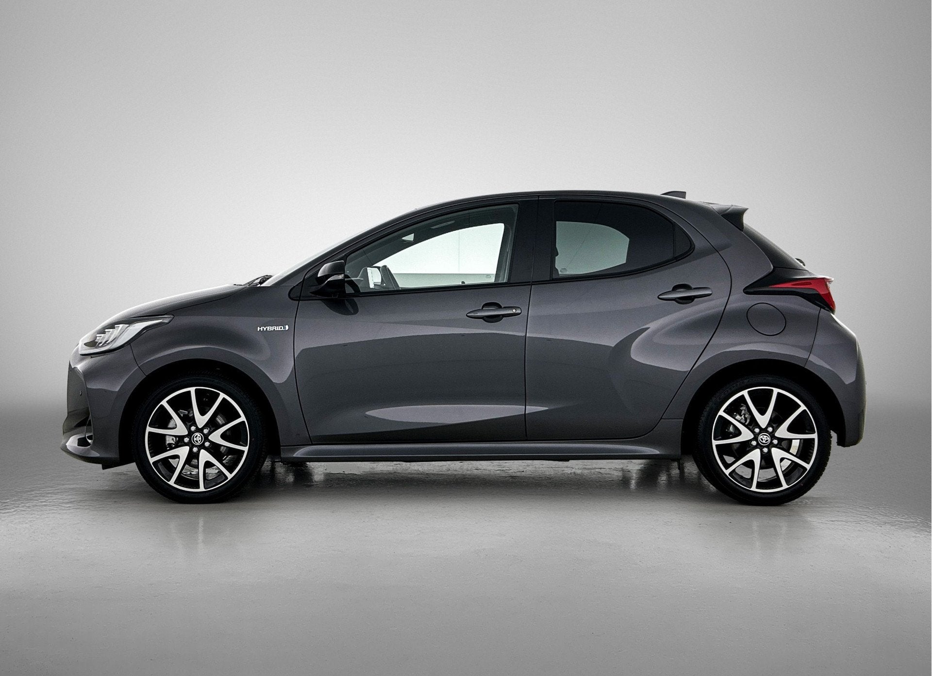 Toyota Yaris 1.5 Hybrid Executive | JBL | Head-Up Display |, 450 kg, Gebruikt, 23 km/l, 1490 cc