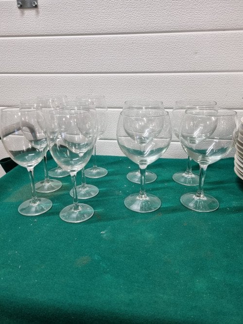 Wijnglazen groot van glas op voet, Verzamelen, Glas en Borrelglaasjes, Ophalen of Verzenden, 'T Olde Gre-j, Info@toldegrej.nl