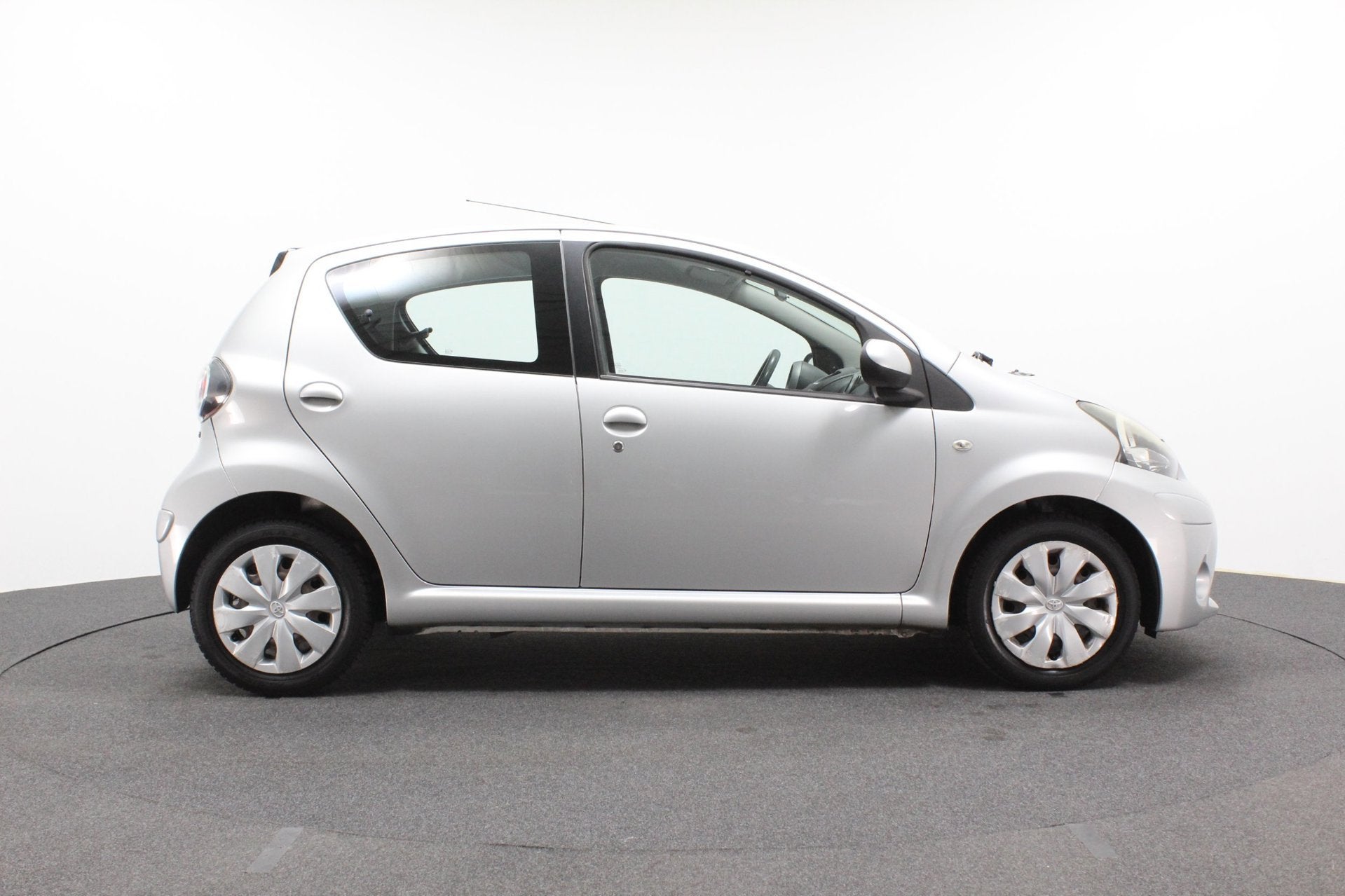 Toyota Aygo 1.0 VVT-i Comfort | Airco | LED verlichting | El, Auto's, Voorwielaandrijving, Euro 5, Gebruikt, Emergency brake assist