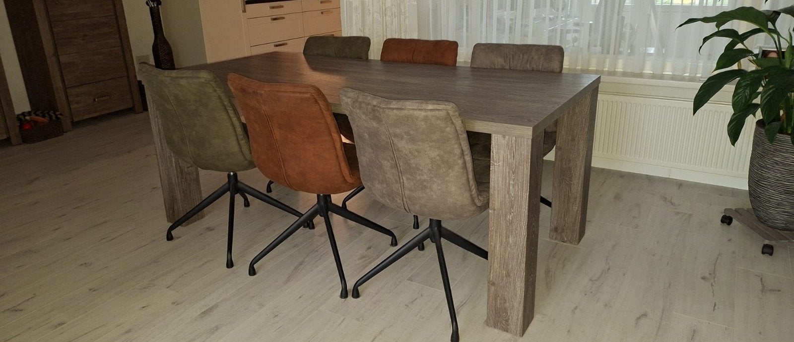Eettafel Sepia met 6 Stoelen (Taupe, Cognac, Olive), Ophalen, Rechthoekig, 150 tot 200 cm, 50 tot 100 cm