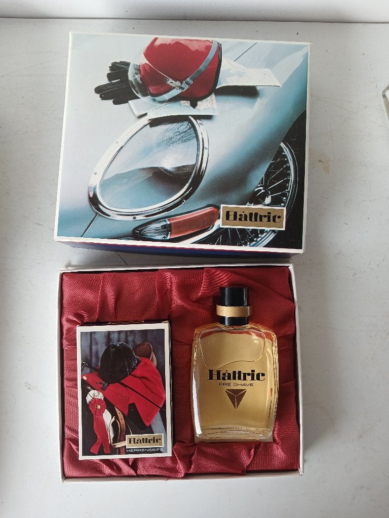 RARITEIT f !!!  Coffret Hattric pre shave en zeep, Verzenden, Nieuw, Parfumfles, Gevuld