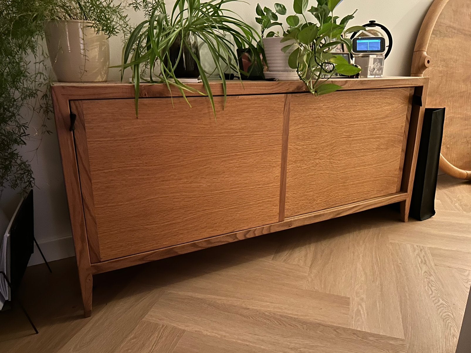Handgemaakte dressoir van Eikenhout, Ophalen, Eikenhout, Zo goed als nieuw, 200 cm of meer