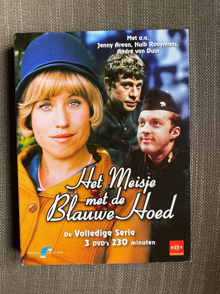 Het Meisje met de Blauwe Hoed - de volledige serie 3 dvd-box, Alle leeftijden, Ophalen of Verzenden, Zo goed als nieuw, Boxset