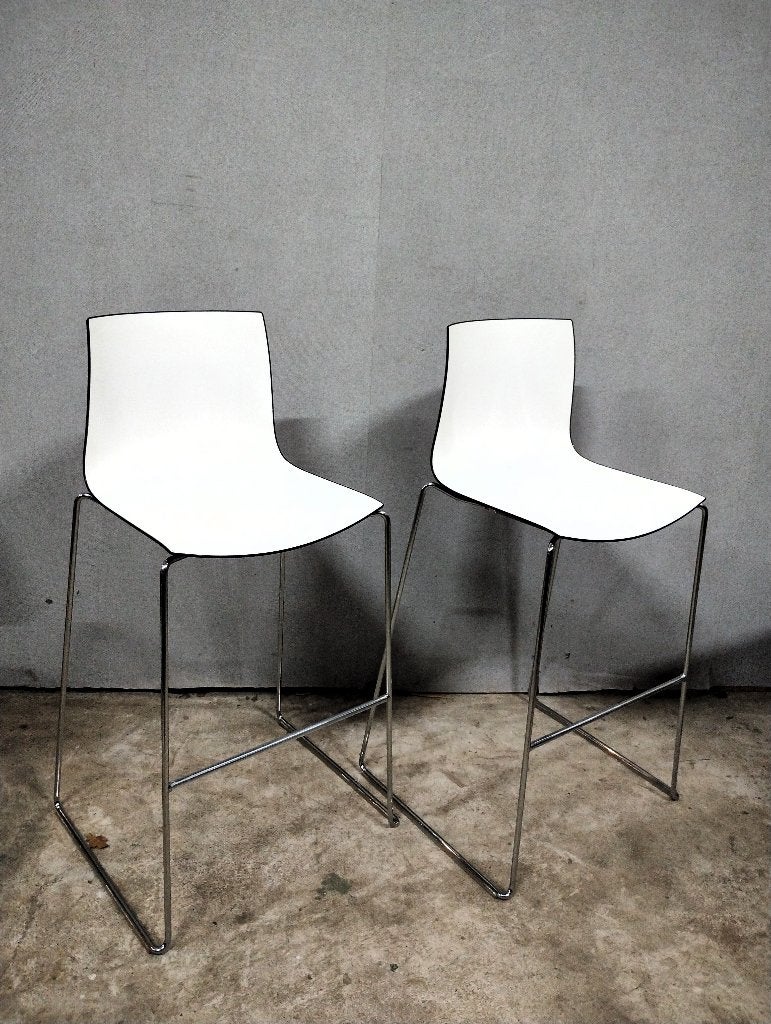 Design barkruk Arper Catifa 46 barstoel kruk, Huis en Inrichting, Ophalen, Kunststof, 60 tot 90 cm, Zo goed als nieuw