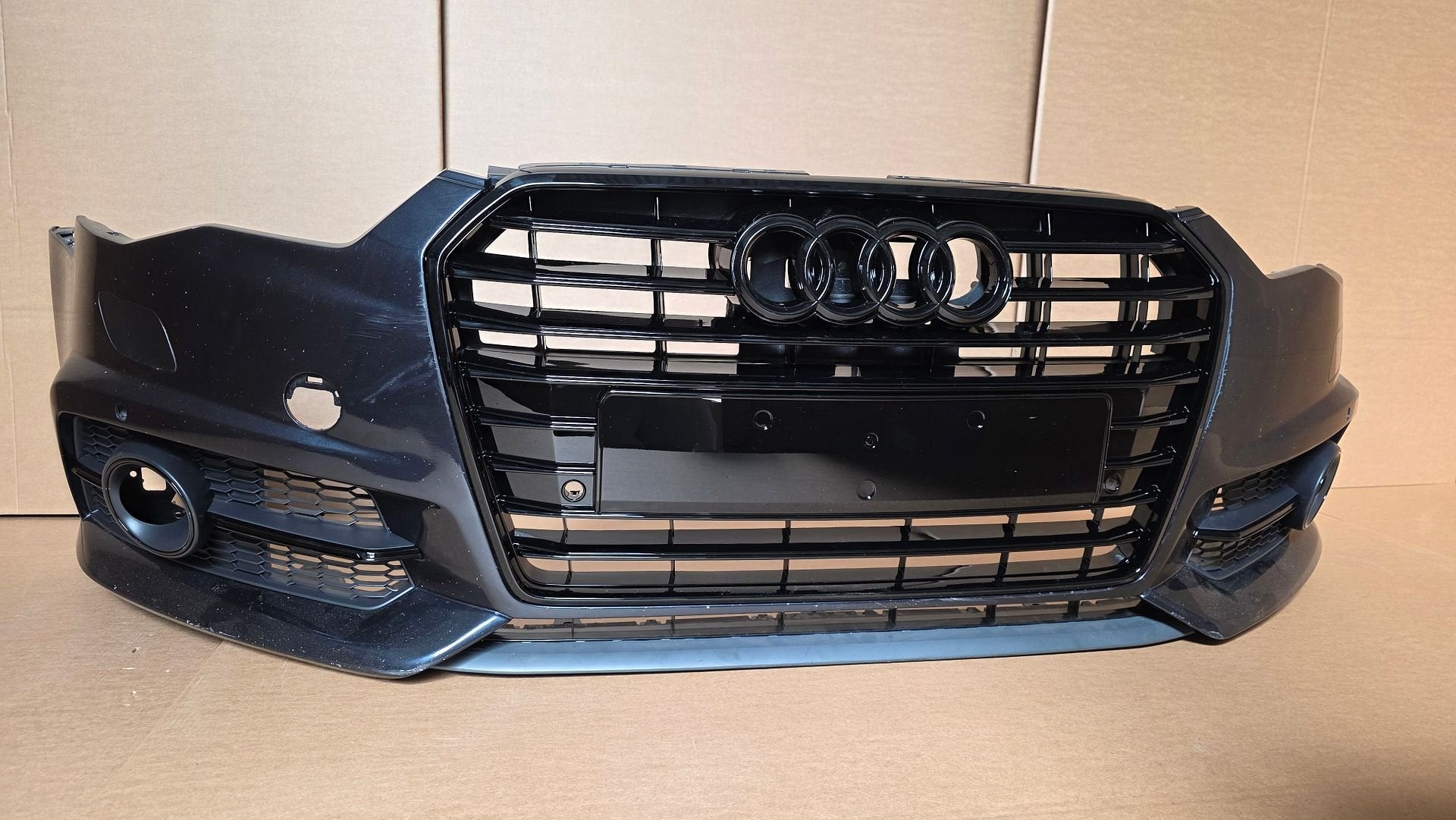 Voorbumper Audi A6 C7 4G Facelift S-Line 4xPDC KLS 2014-2018, Gebruikt, -, Voor, Ophalen of Verzenden