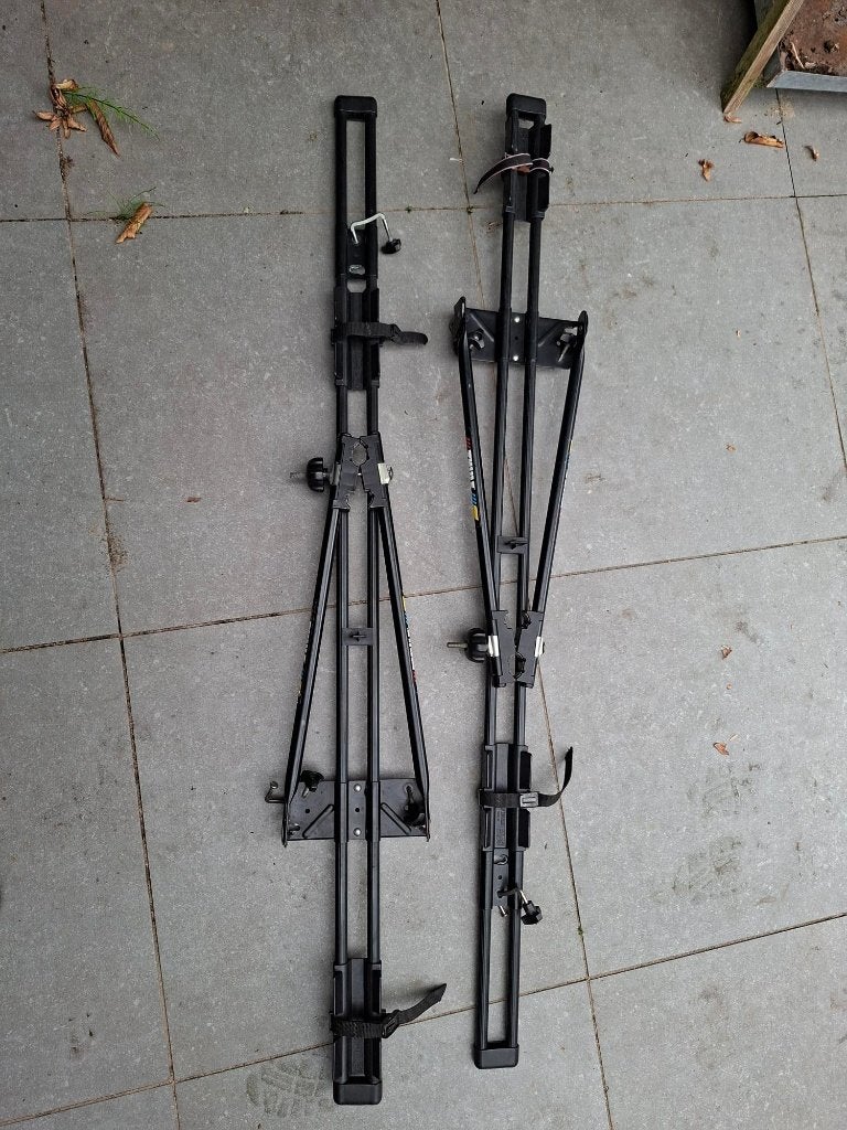 Thule dakfietsendragers, Ophalen, 2 fietsen, Gebruikt, Dakdrager