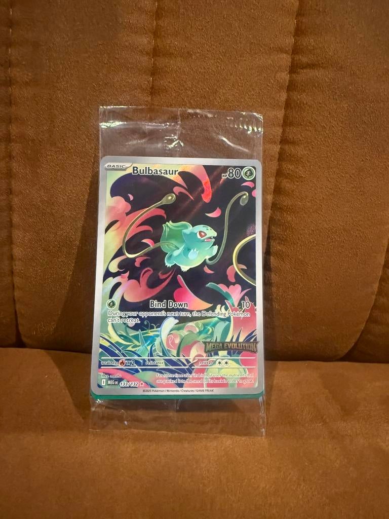 Bulbasaur 133/132 promo Mega Evolution, Ophalen of Verzenden, Zo goed als nieuw