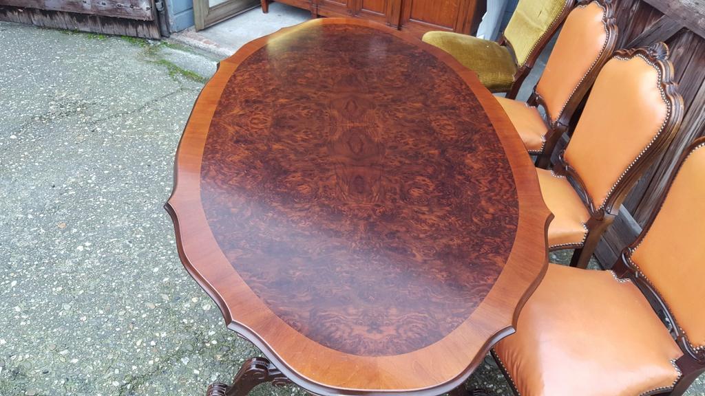 Barok eetkamers tafel, Ophalen
