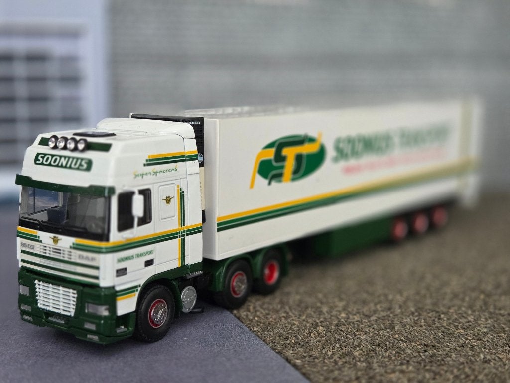 Tekno Daf 95 xf Soonius, Hobby en Vrije tijd, Modelauto's | 1:50, Ophalen of Verzenden, Zo goed als nieuw, Bus of Vrachtwagen