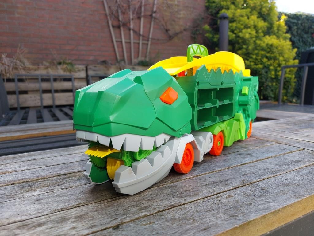 2 Hotwheels Dinosaurus en Draak vrachtwagen speelset, Tickets en Kaartjes, Eén persoon, Overige typen