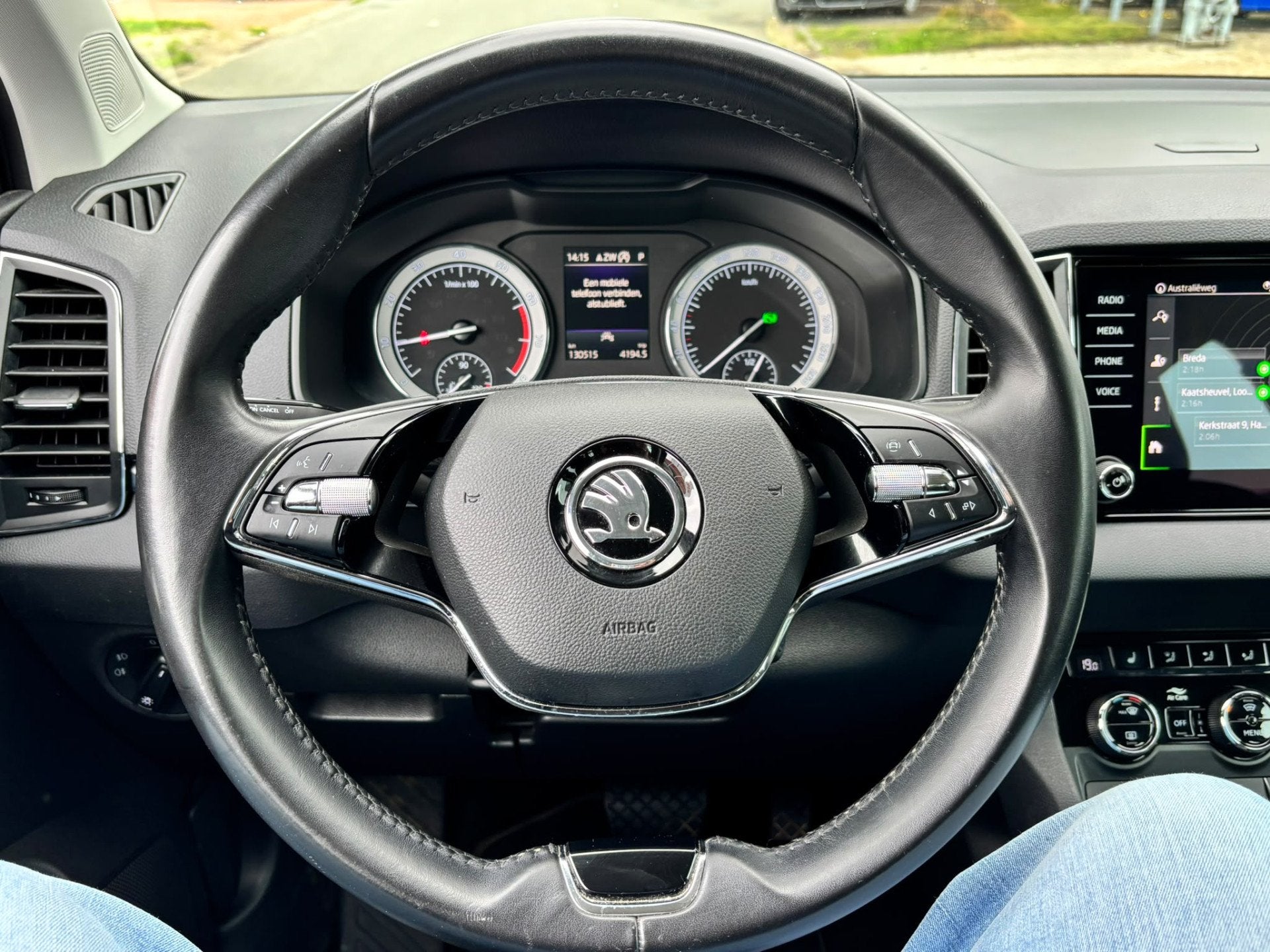 Skoda Karoq BWJ 2021 1.5 TSI 150 PK ACT Business Edition Plu, Auto's, Stof, 4 cilinders, Karoq, Bedrijf