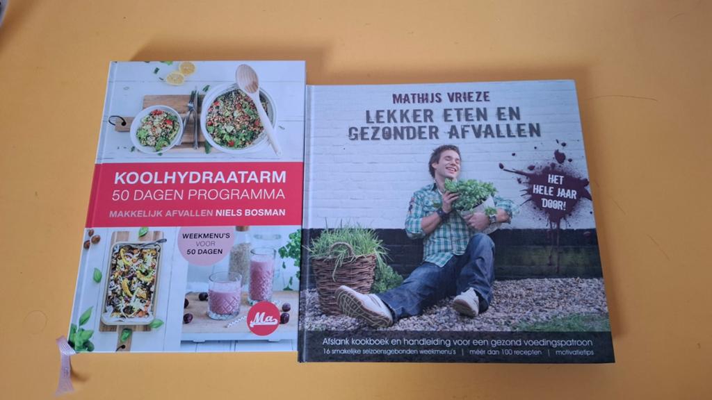 2 Kookboeken voor afslanken, Boeken, Ophalen of Verzenden, Zo goed als nieuw