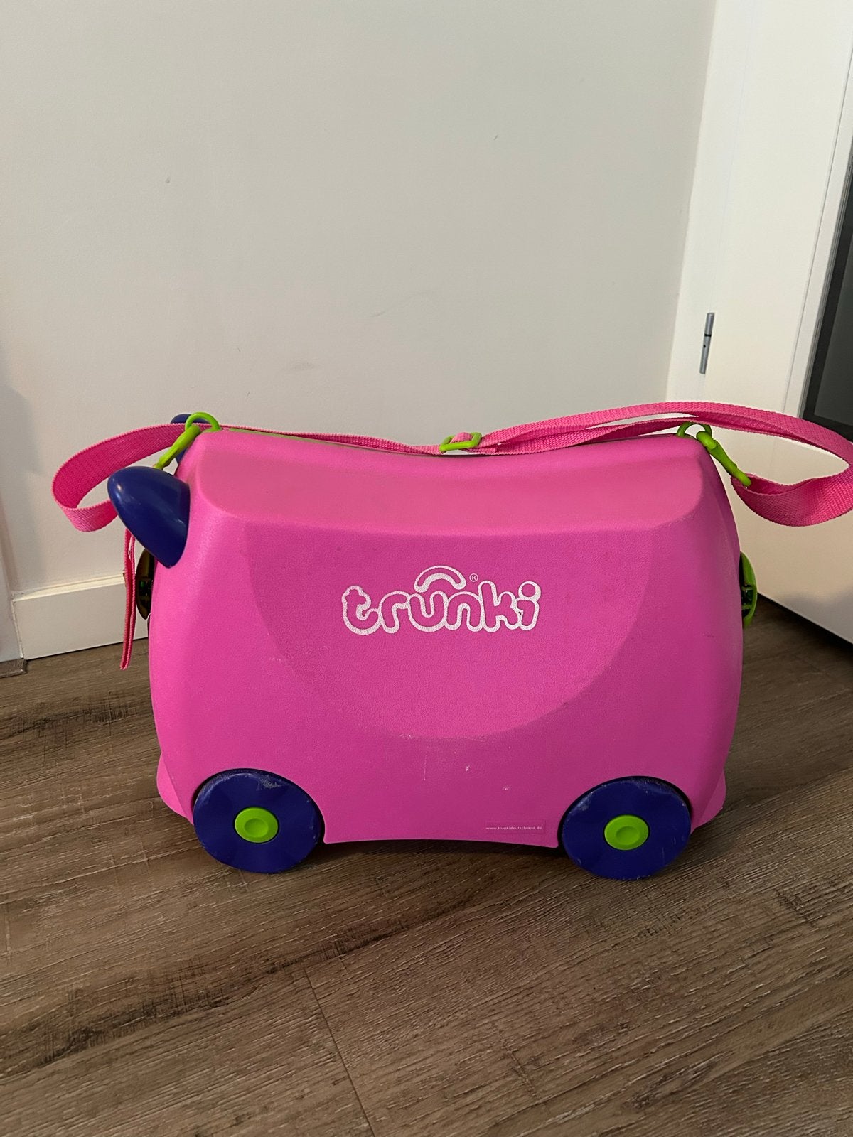 Roze Trunki kinderkoffer, Wieltjes, Gebruikt, Hard kunststof, Minder dan 50 cm