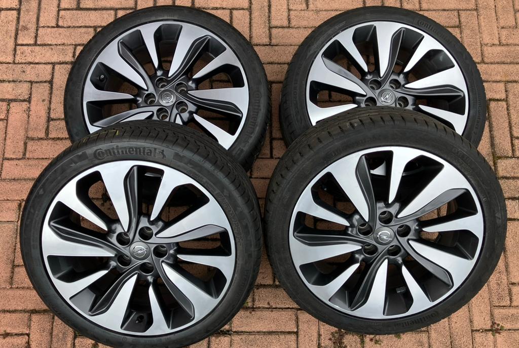 18 19 inch Opel Astra J K Ampera e velgen banden 5x105, Auto-onderdelen, Banden en Velgen, Ophalen, 18 inch, Banden en Velgen