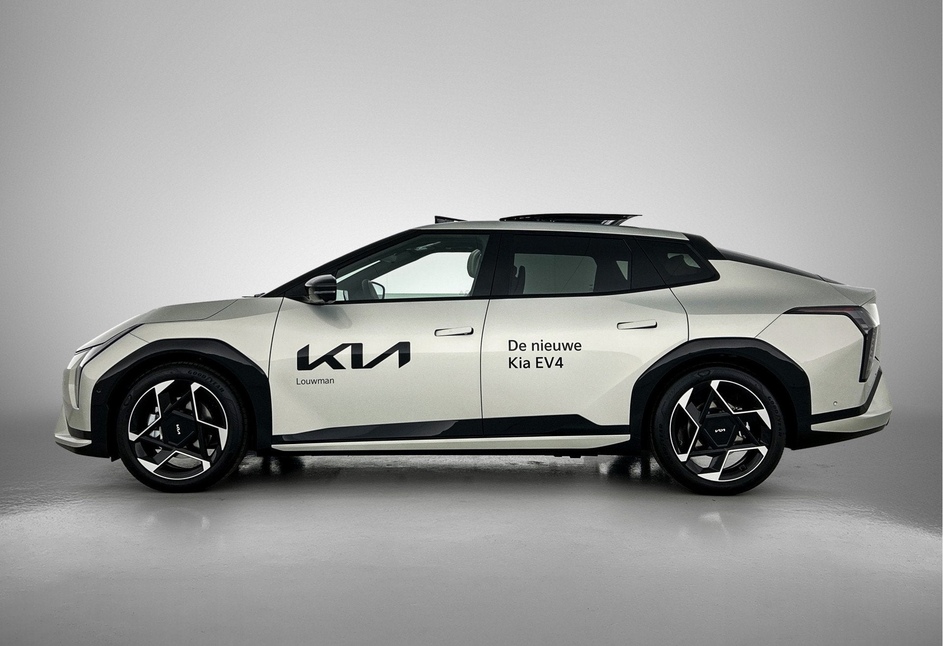 Kia EV4 GT-PlusLine 81.4 kWh | Company Car | 10 Jaar Garanti, Auto's, Zwart, 612 km, Adaptive Cruise Control, Kia Top Selectie