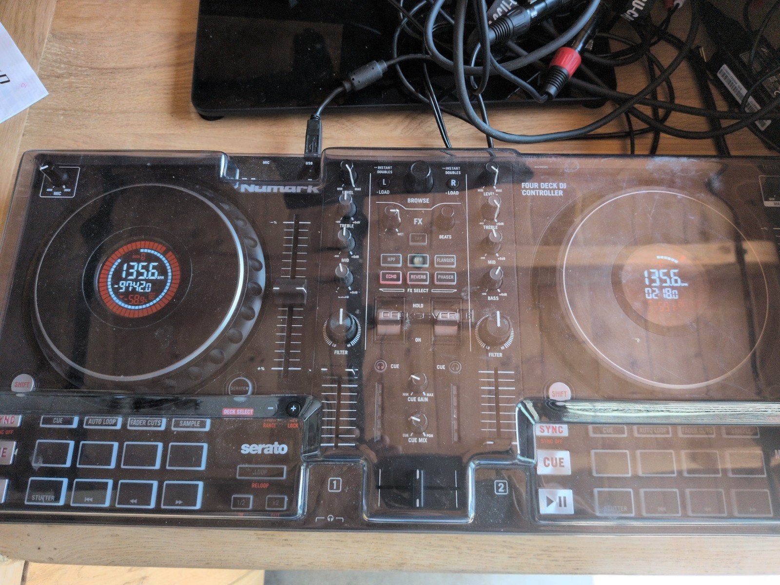Numark Mixtrack platinum fx  DJ Controller inclusief  decksa, Ophalen of Verzenden, Gebruikt, Dj-set, Numark