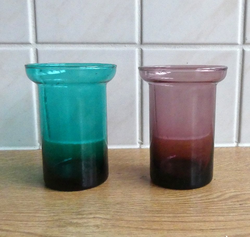 Glazen vaasjes vintage gekleurd glas blauw en paars, Huis en Inrichting, Gebruikt, Ophalen of Verzenden, Glas, Paars