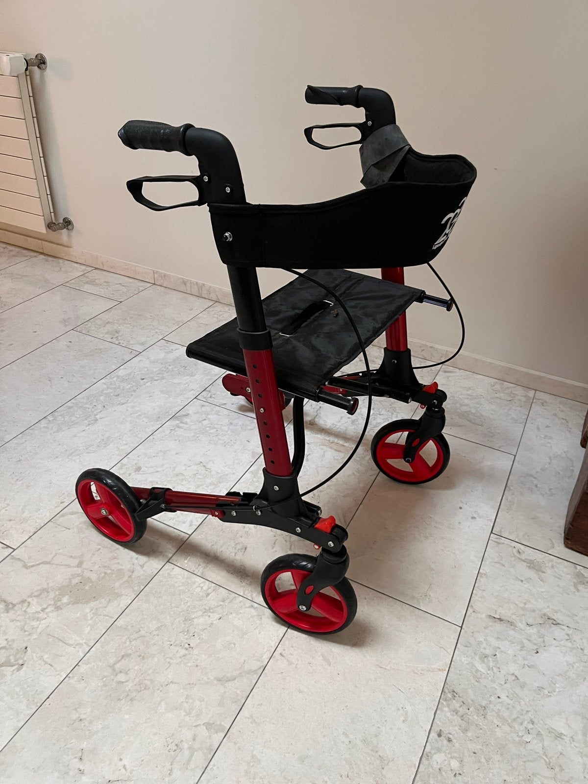 Zo goed als nieuwe rollator, Diversen, Ophalen, Opvouwbaar, Zo goed als nieuw