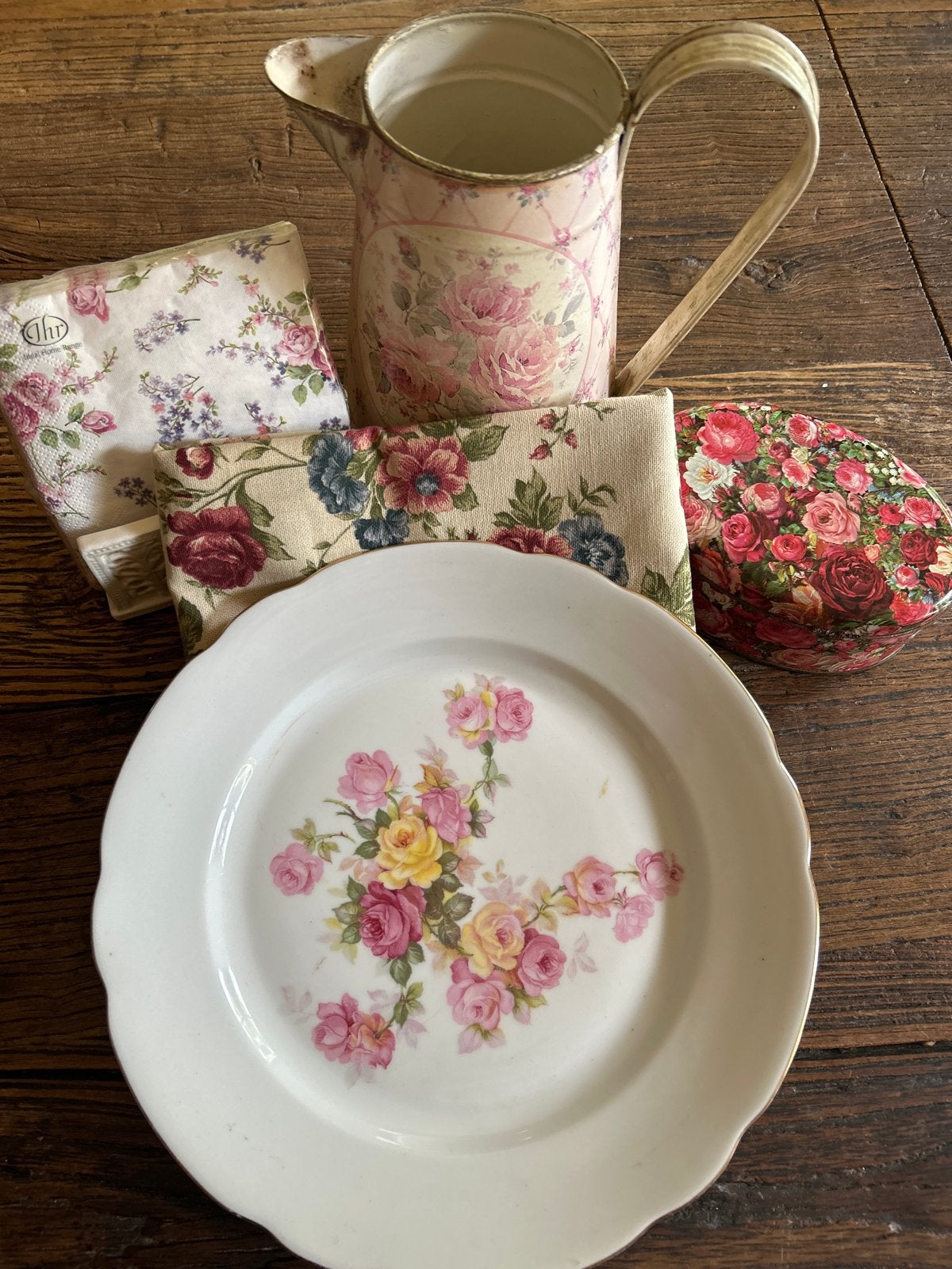 Vintage rozen decoratie pakket, kan, bord, blik, ect, Ophalen of Verzenden