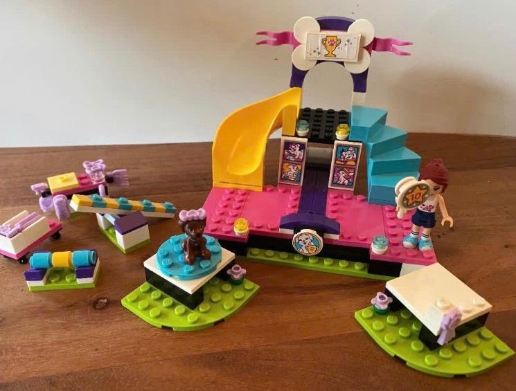LEGO Friends Puppy, Ophalen of Verzenden, Zo goed als nieuw, Complete set, Lego