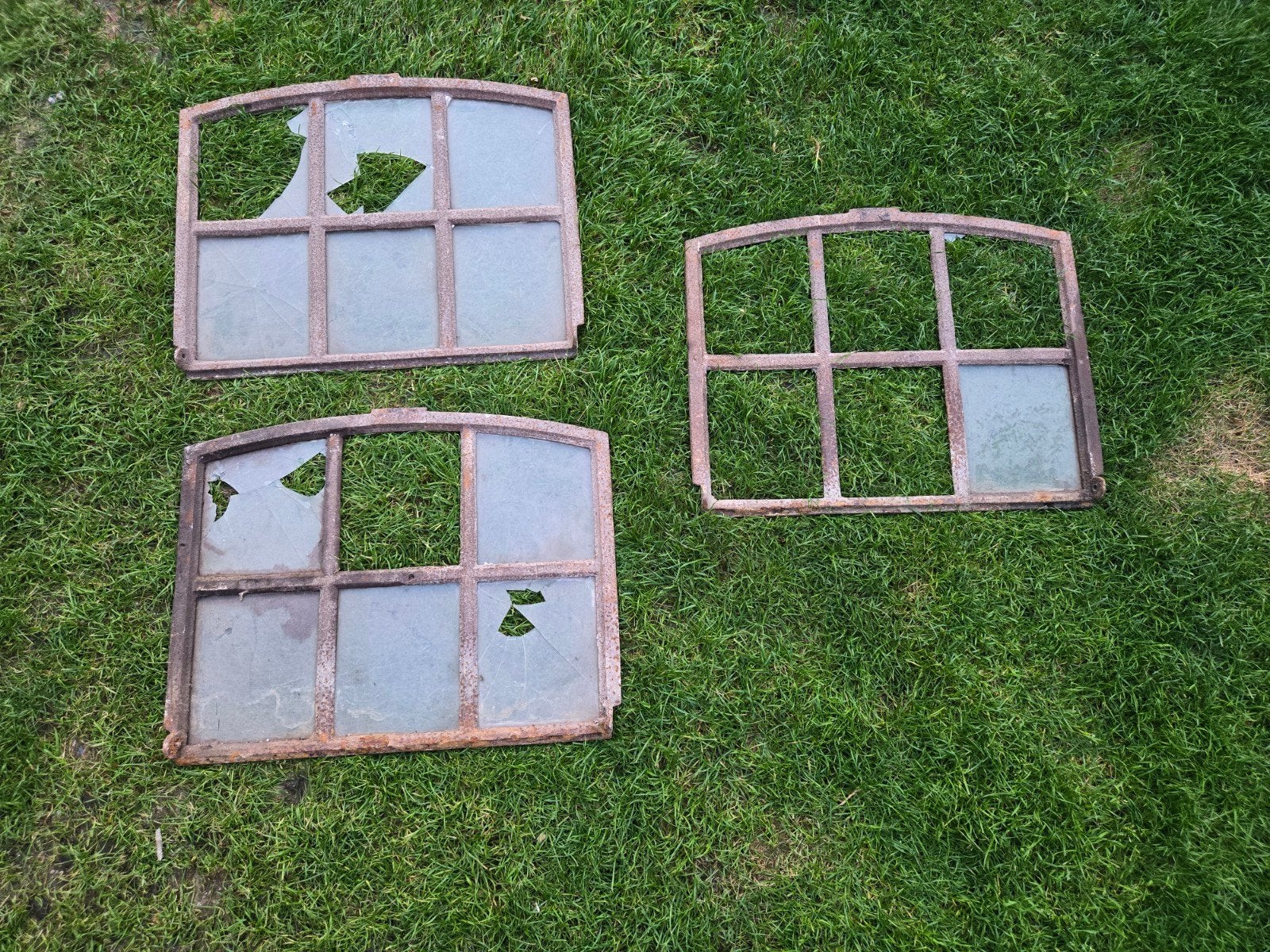 3 Antieke gietijzeren boerderij stal ramen- 45 cm X 56,5 cm, Doe-het-zelf en Verbouw, Ophalen, Gebruikt, Minder dan 80 cm, Minder dan 80 cm
