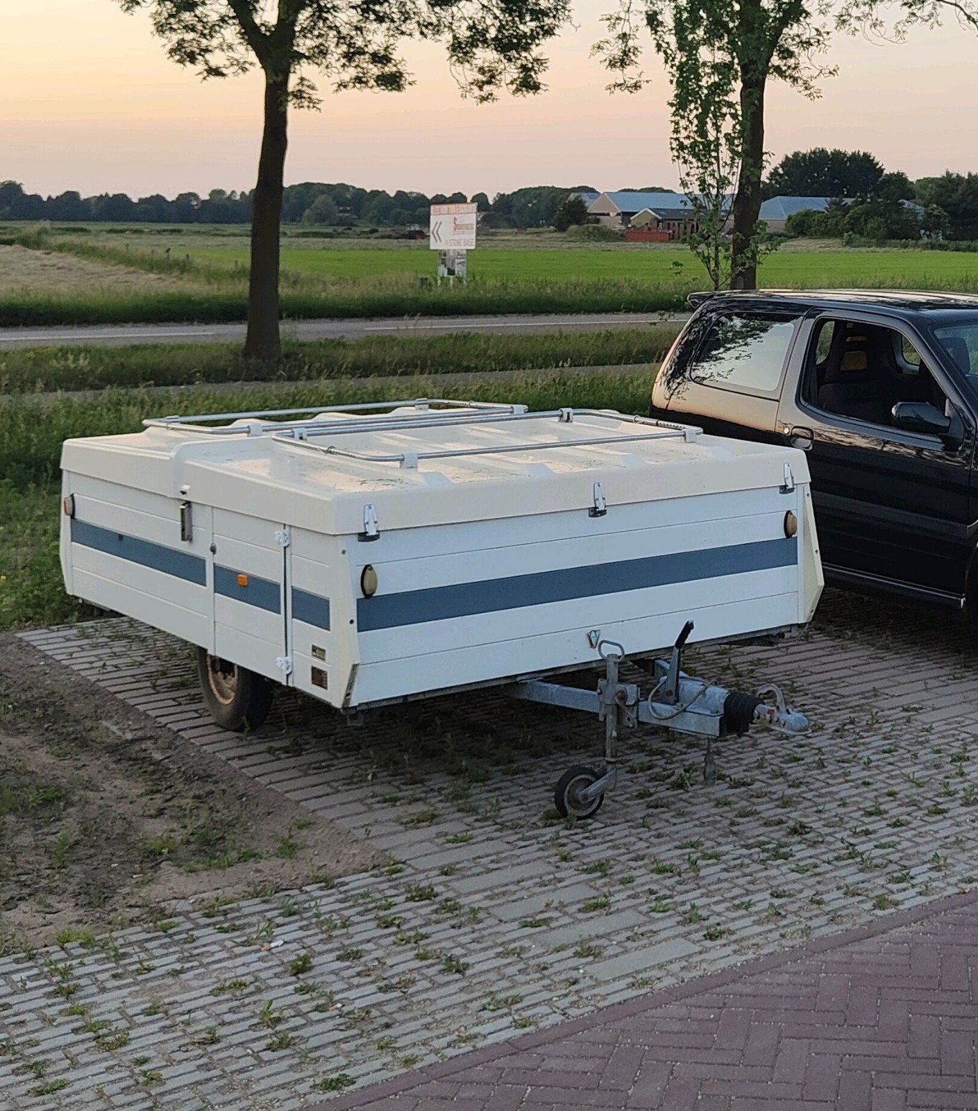 4 persoons vouwwagen met keuken, Caravans en Kamperen, Vouwwagens, Ophalen, Meerkleurig, Aanwezig, Jamet