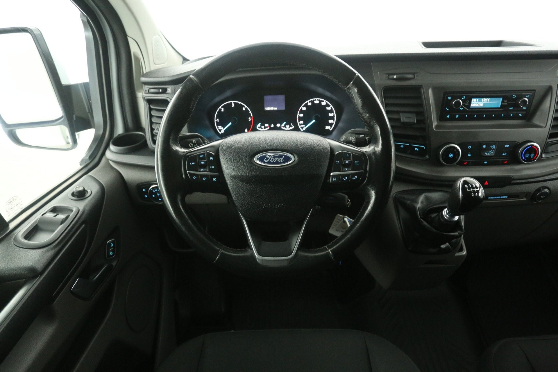 Ford Transit Custom 2.0 TDCI L2H1 170PK | 2800KG Trekgew. |, Auto's, Bestelauto's, Euro 6, 4 cilinders, 2800 kg, Wit