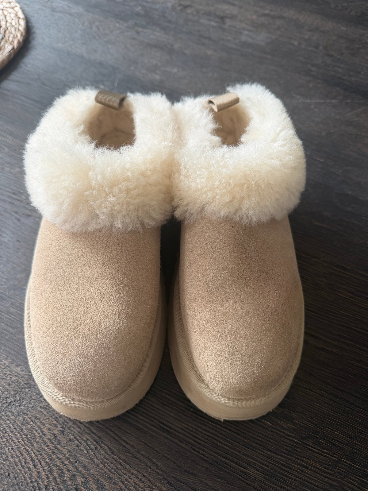 Ugg Tazzelle- Beige - Maat 37, Ophalen of Verzenden, Gedragen, Beige, Pantoffels of Sloffen