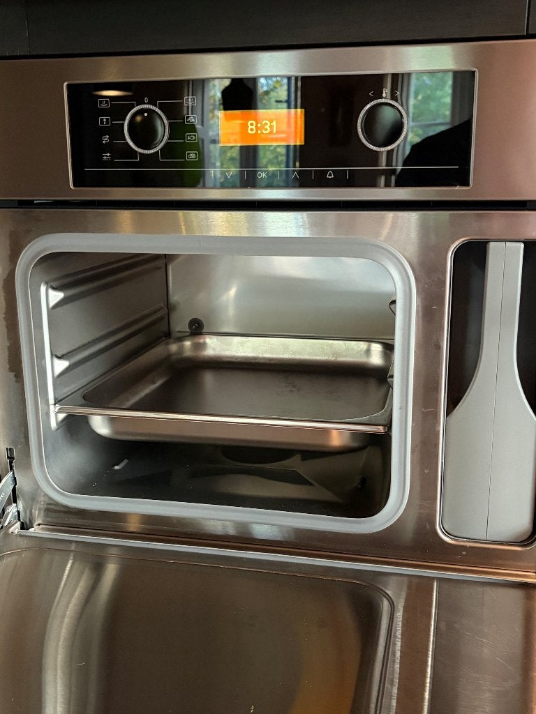 Miele Stoomoven DG5060 - Zo goed als nieuw, Ophalen, 45 tot 50 cm, Hete lucht, 60 cm of meer