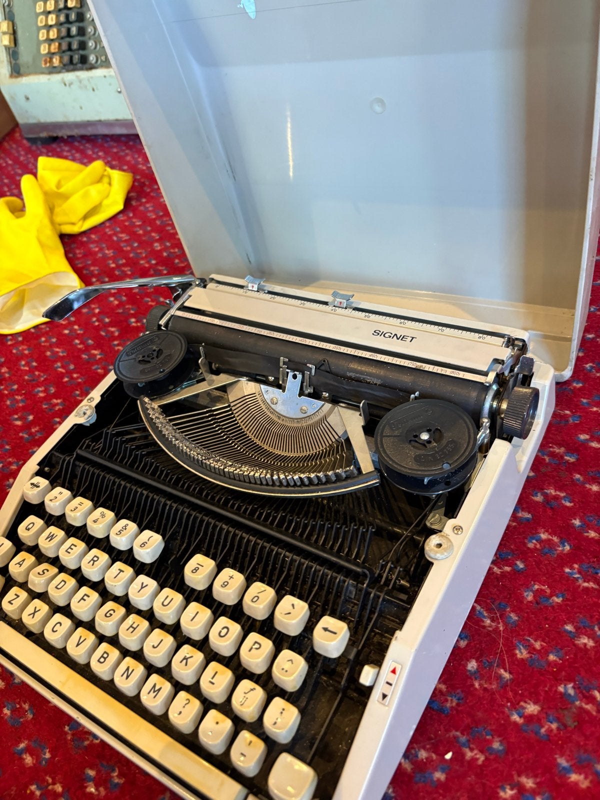 Typemachine, Ophalen
