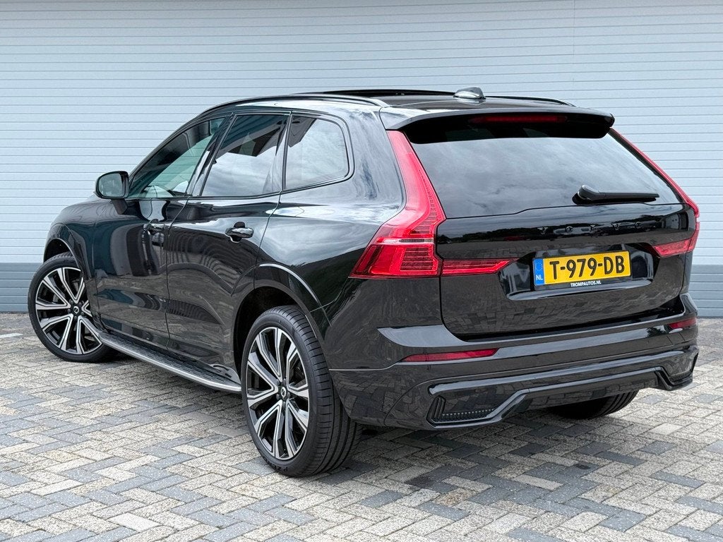 Volvo XC60 B5 250PK Ultimate Dark|PANO|T.HAAK|CRUISE|CAMERA|, Gebruikt, 4 cilinders, 1969 cc, Zwart