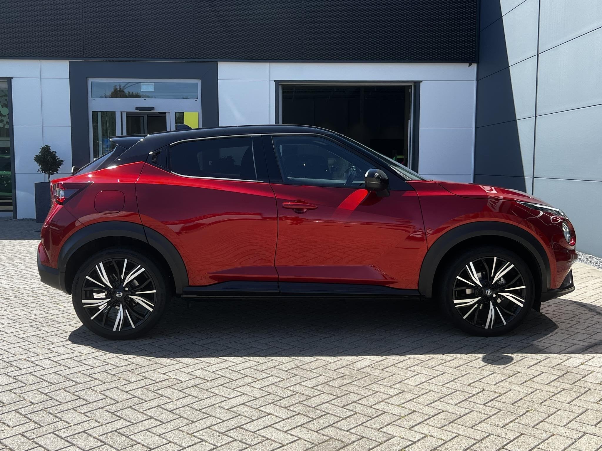 Foto 20 van Nissan Juke 1.0 DIG-T N-Design | Camera |
