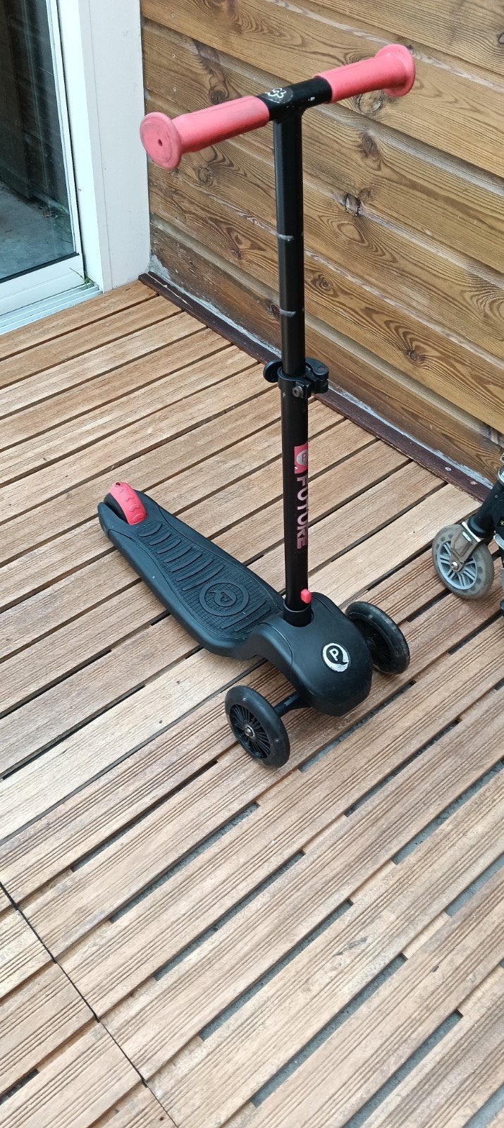 Stuntstep en driewieler step voor kinderen, Ophalen