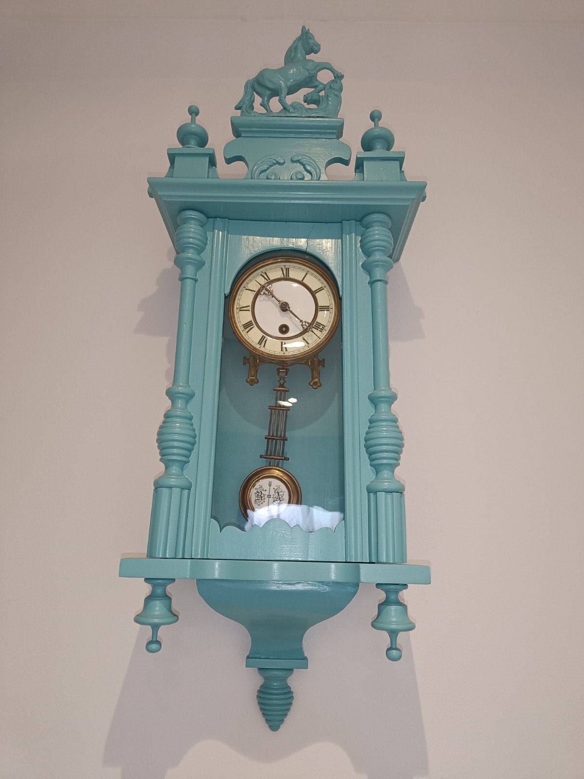 Antieke wandklok - Turquoise, Ophalen of Verzenden