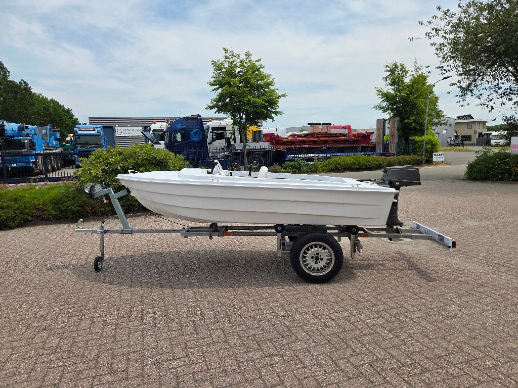 Boot met trailer en 4 pk motor, Ophalen, Overige merken, Gebruikt, Met afstandsbediening
