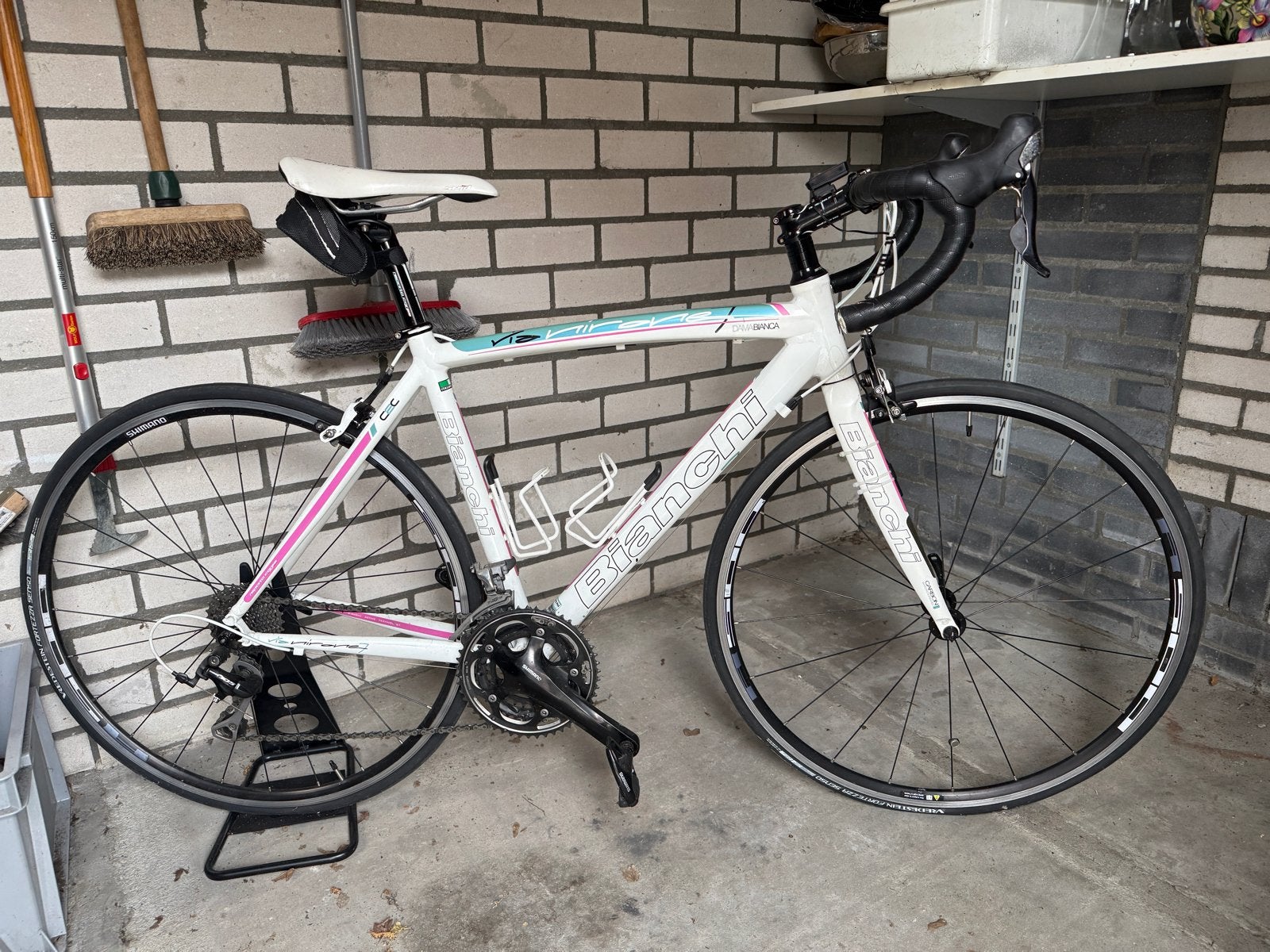 Bianchi racefiets - Dames - Wit/Roze, 28 inch, Velgrem, Aluminium, Zo goed als nieuw